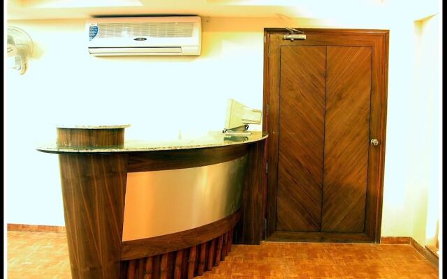 Hotel Gokul