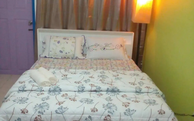U-SA-BY Guesthouse