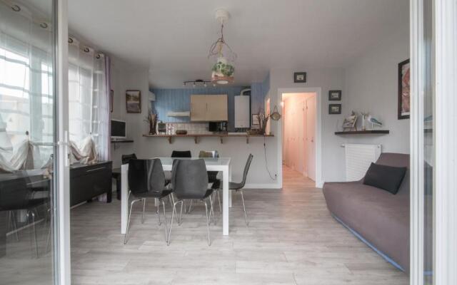Appartement avec terrasse à 1min de la plage