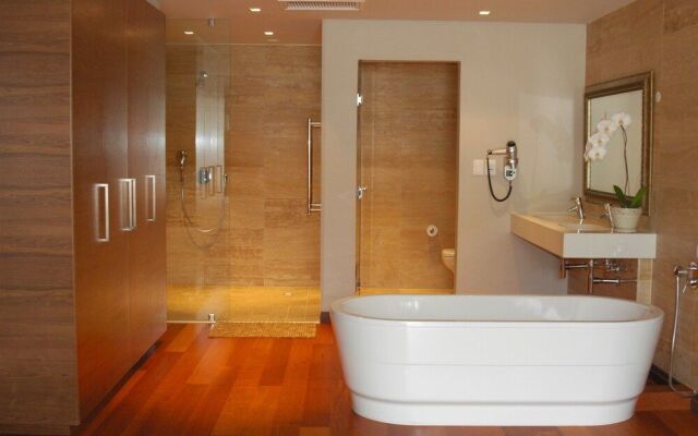 Chapmans Peak Hotel