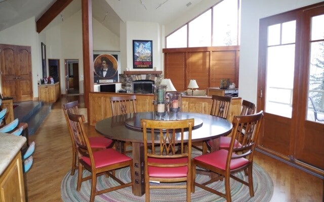 Pine Ridge - 5 Bedrooms Home