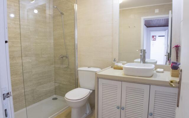 LV Premier Chiado CH2 Balcony Spacious Elevator