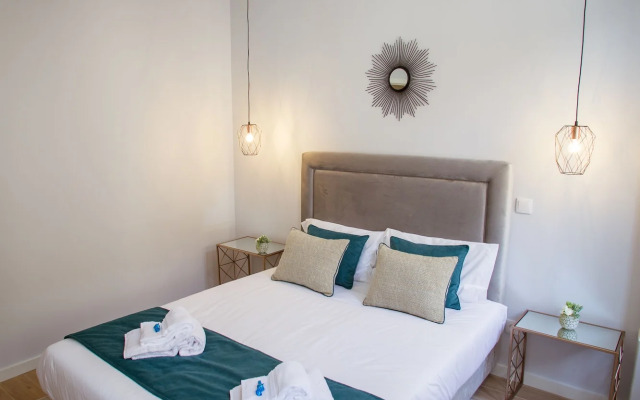 Porto Views & Wines by Porto City Hosts