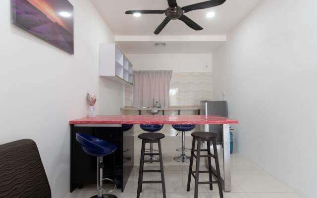 Weng Bee Guest House by OYO Rooms