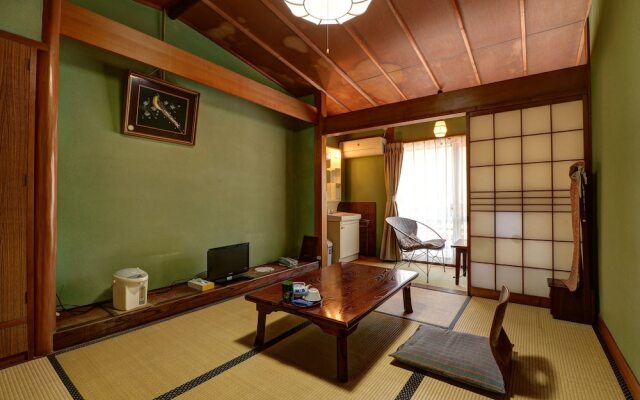 Ryokan Sakamotoya