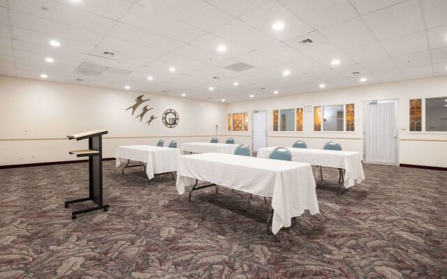 Quality Inn & Suites Lake Havasu City