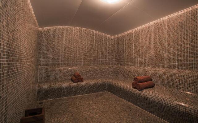 Prince Hotel Da Nang (Formerly Sel de Mer Hotel & Suites)