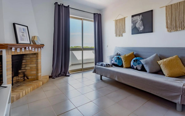 Sun House by LovelyStay