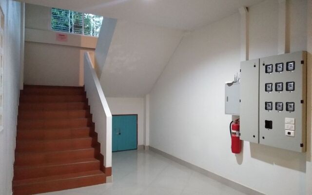 Aung Pung Serviced Apartment