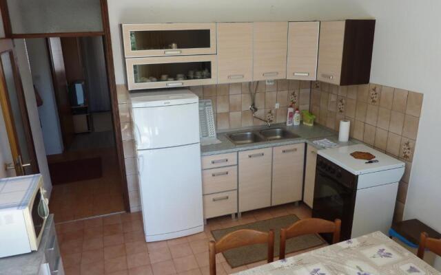 Three bedroom apartment & studio - Apartments Ždrijac - AE1020