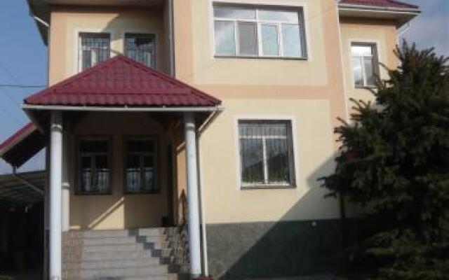 The Zhibek-Zholu Guest House