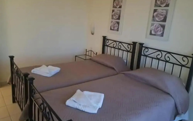 New Kydonia Suites & Studios