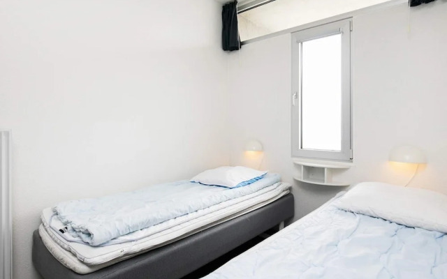 6 Person Holiday Home on a Holiday Park in Blokhus - фото 2