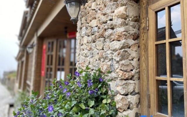 Yunduo Hotel (Lijiang Ancient City)