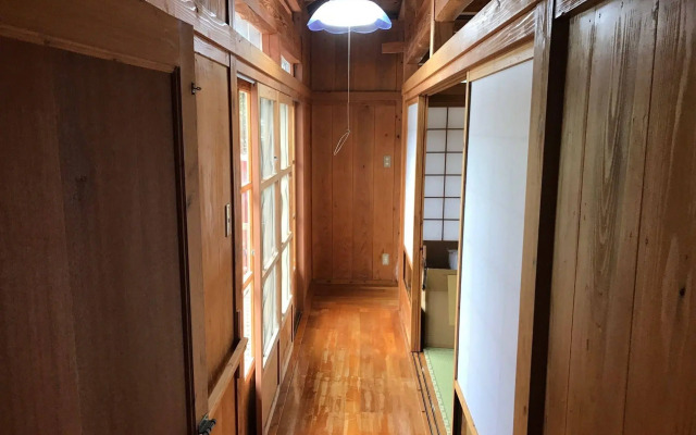 Traditional Villa Kin Shibiranka