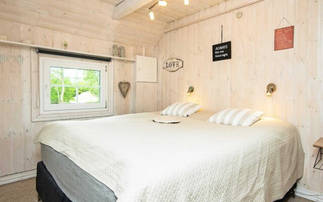 5 Person Holiday Home in Hemmet