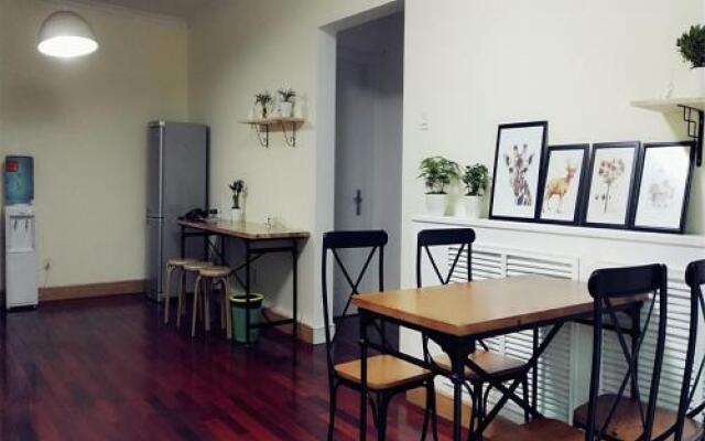 Haoshe Female Guesthouse 798 Art District