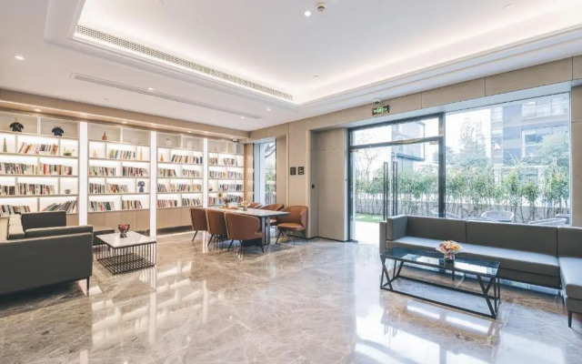 Atour Hotel Changning Xianxia Road, Shanghai