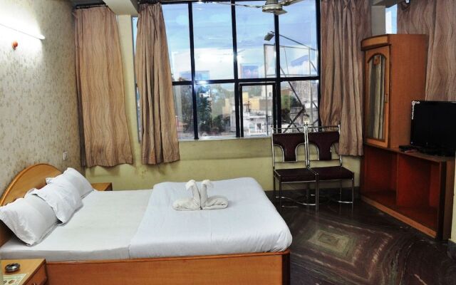 Hotel Aastha