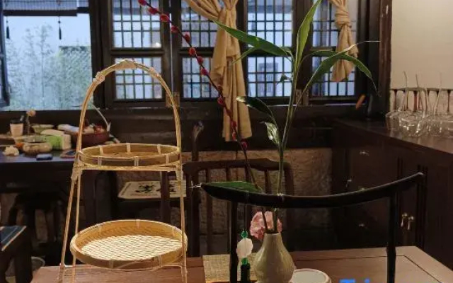 Mrs Lin hotel