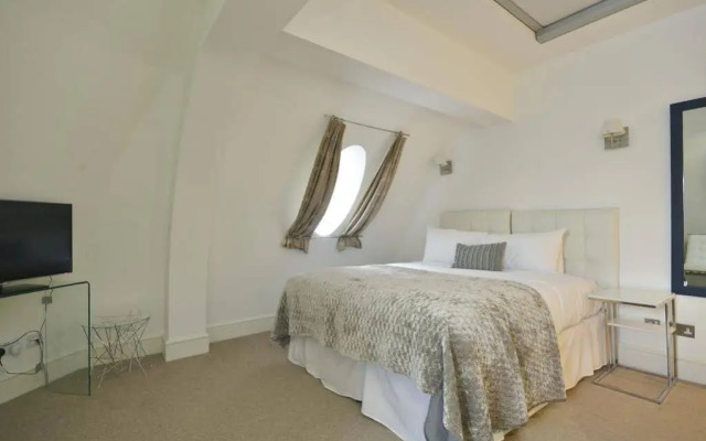 Uber London Palace Penthouse