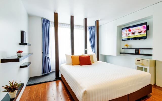 Raha Grand Hotel