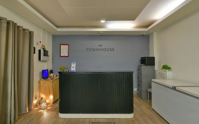 Hotel Admire Inn Sector-51 by ASPL