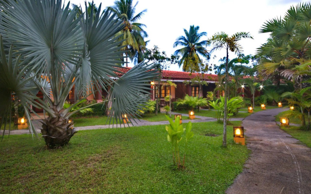 Sangsawan Palace Khaolak Resort