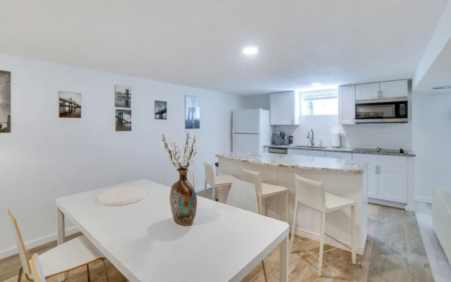 Sleek & Central Centennial Apartment w/ Fireplace!