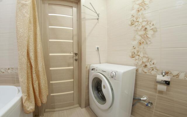 Domashnaya na Geologorazvedchikov 44A