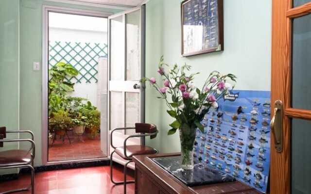 Hostal Tropical
