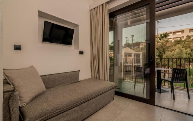 New Beach Hotel