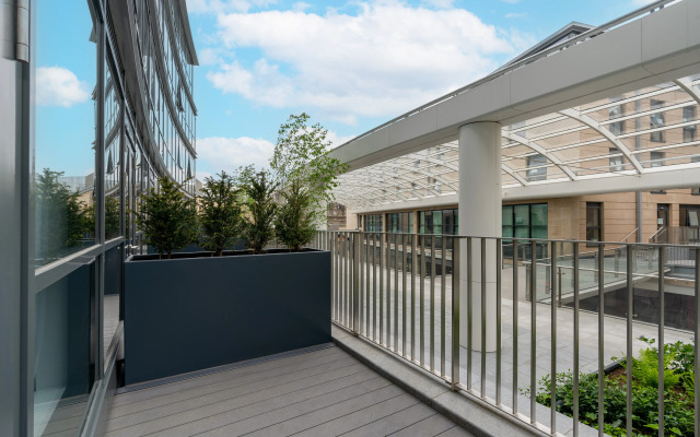 Отель Roomzzz Edinburgh