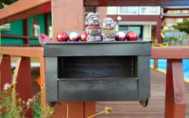 Ganghwado Sunset Beach Pension