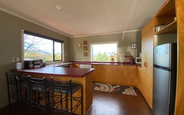 43 Alpine Ave
