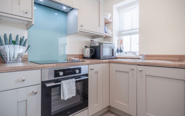 Myrtle - 1 Bedroom Apartment - Saundersfoot