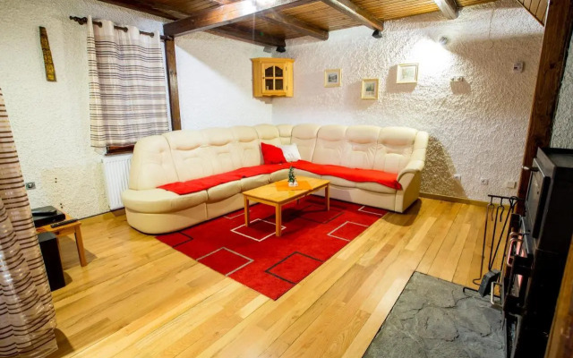 Rogla Chalet Urska