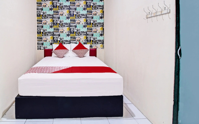 OYO Life 92032 Utama Hotel & Karaoke