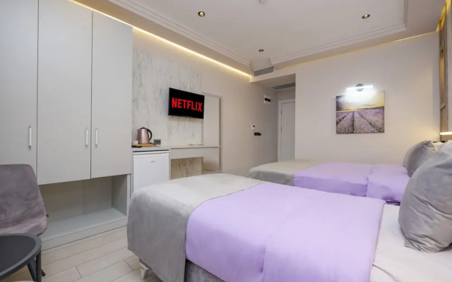 Lavender Airport Hotel