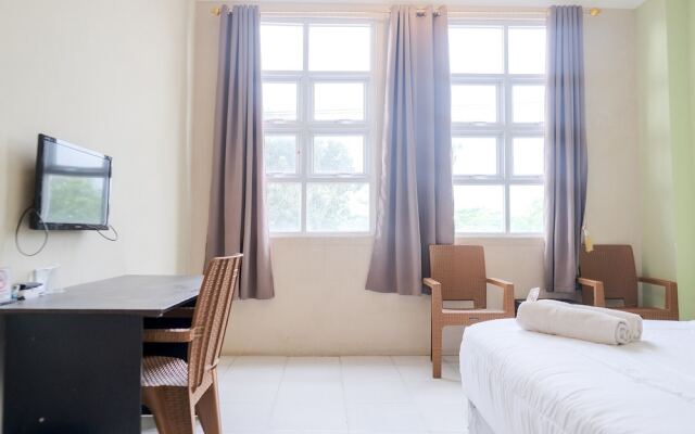 Reddoorz Plus Near Simpang Puncak Jelutung Jambi