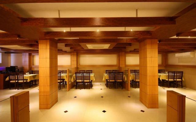 Hotel Crescent Crest