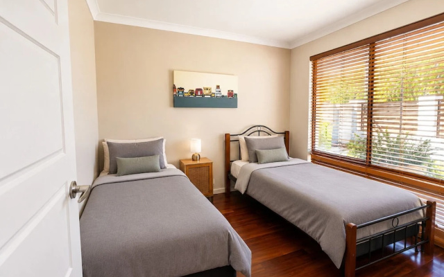 Bay Breeze on Thomas – Guest Rooms – Busselton