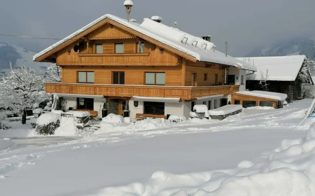 Moiklerhof Apartment