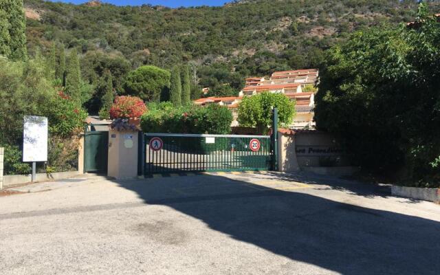 Studio/jardin/piscine/plage Le Lavandou Pramousquier