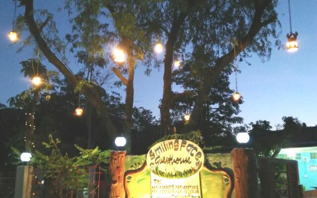 Smilingface Guesthouse