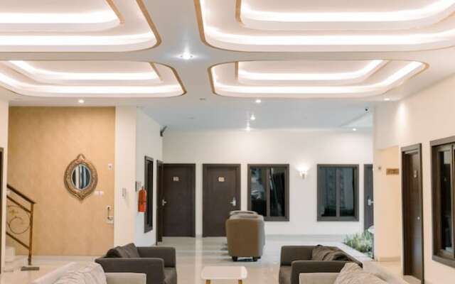 Grand Sahman Hotel