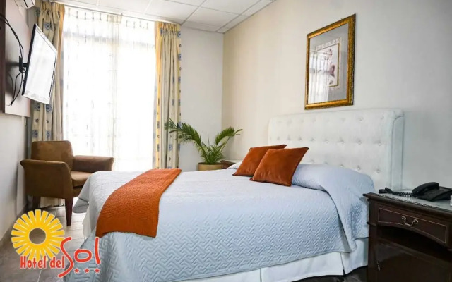Hotel De Sol