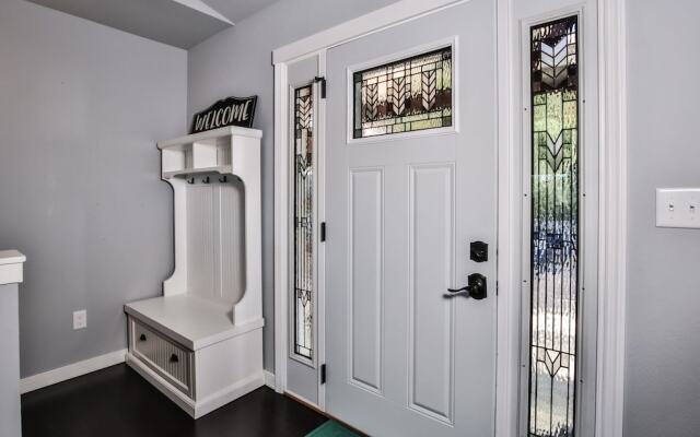 Rosie's Retreat - 4 Br Home