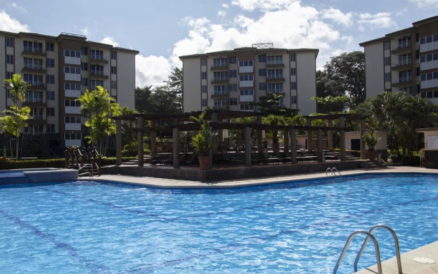 Costa Linda Condominiums