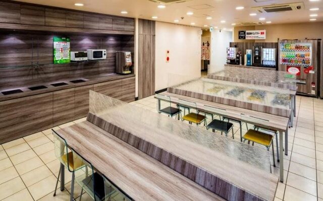 Super Hotel JR Shin-Osaka Higashiguchi